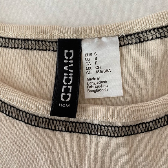 H&M Divided graphic baby tee - Picture 3 of 8